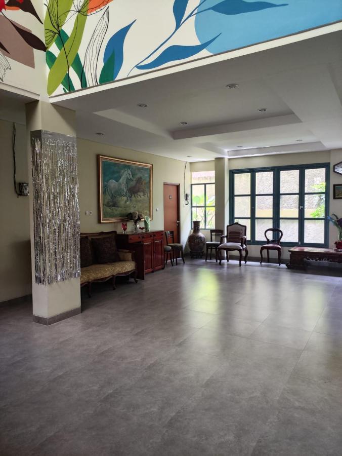 Rumah Pondok Pinang Jakarta Kültér fotó