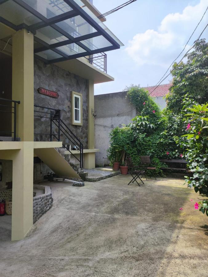 Rumah Pondok Pinang Jakarta Kültér fotó